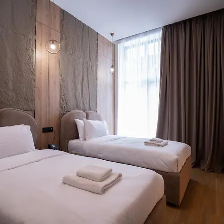 Otel Waves New In 2026 Saraybosna
